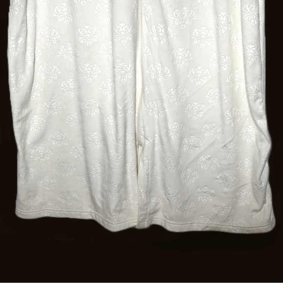 Noire Jasmine Rose Ivory Luxurious Soft Long Robe w/ Front Zipper & Pockets, XL - Picture 11 of 14